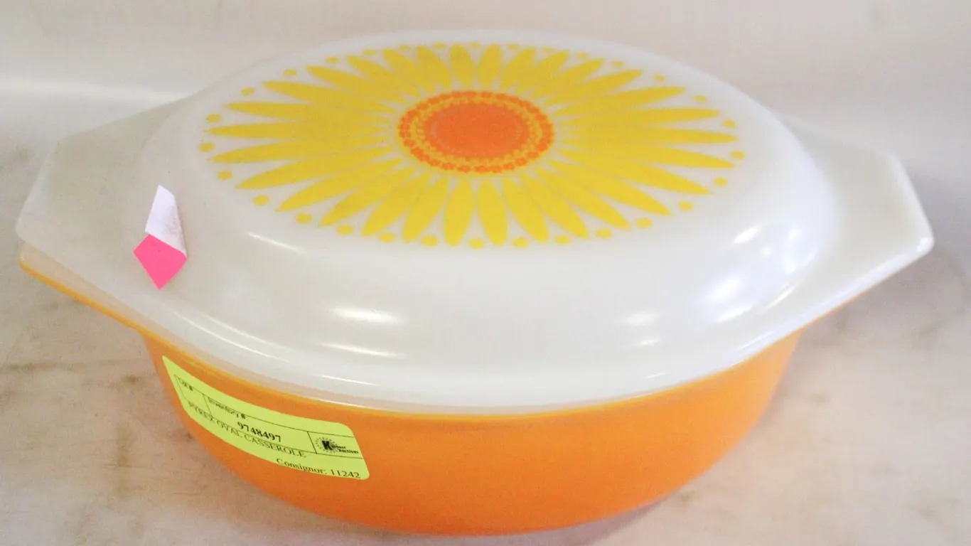 PYREX OVAL CASSEROLE