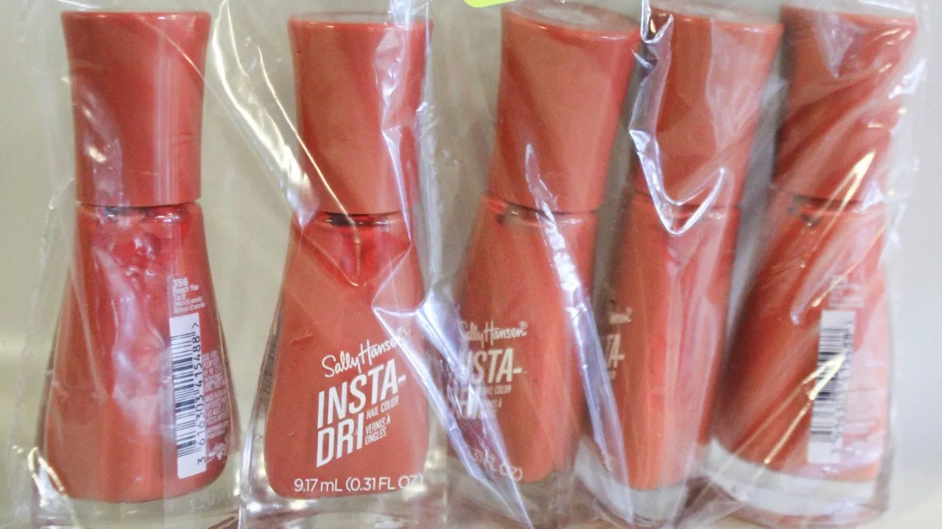 BAG OF 5 NEW NAIL POLISH