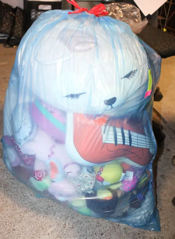 2 BAGS OF PLUS TOYS INC SQUISHMELLOWS