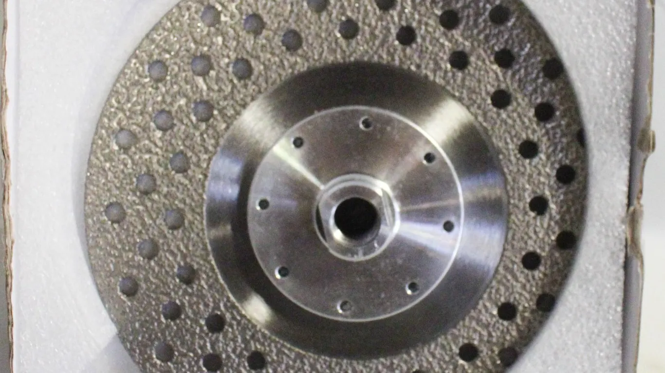 DIAMOND ABRASIVE CUTTING AND GRINDING