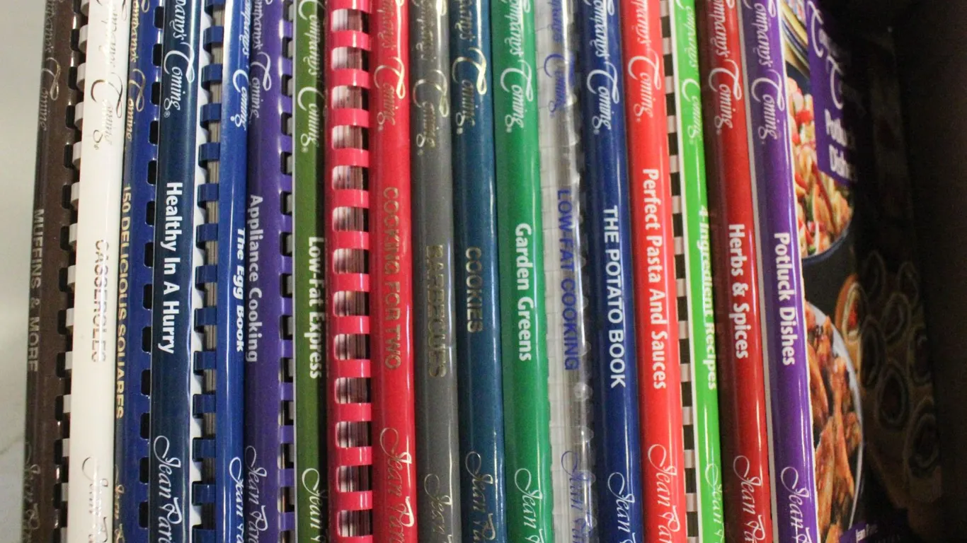 18 COMPANYS COMING BOOKS
