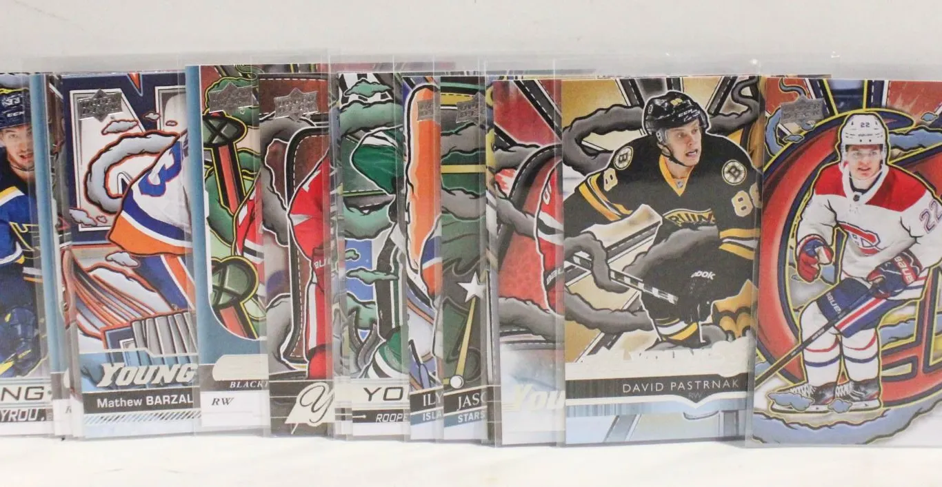 15 YOUNG GUNS RENEWED NHL CARDS