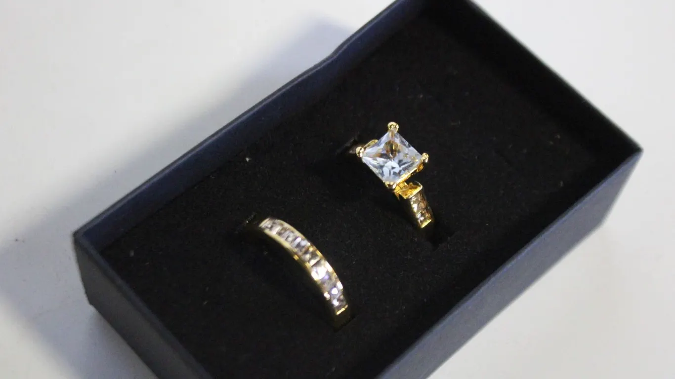 NEW 2PCS/SET RING SET SZ7