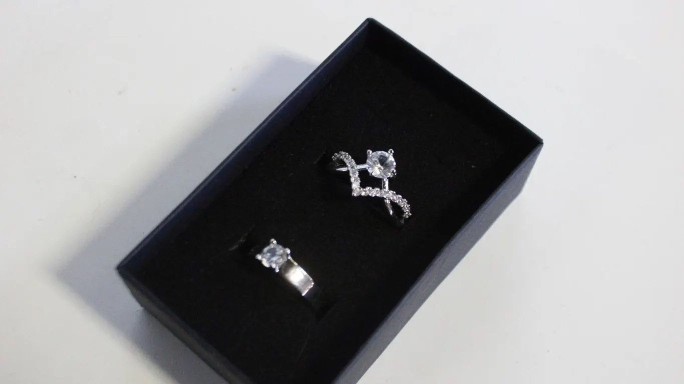 NEW 2PCS/SET RING SET SZ8