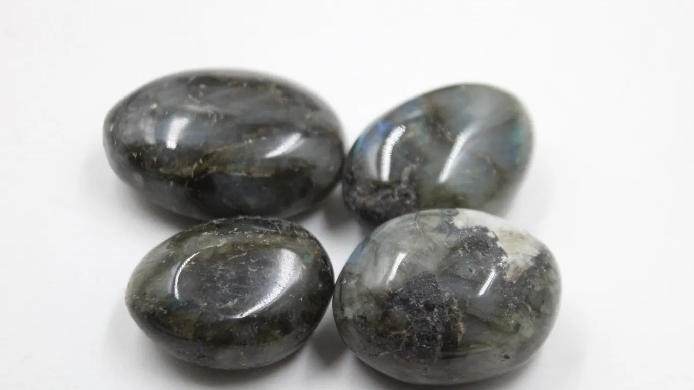 #179- NATURAL LABRADORITE TUMBLE 580CT