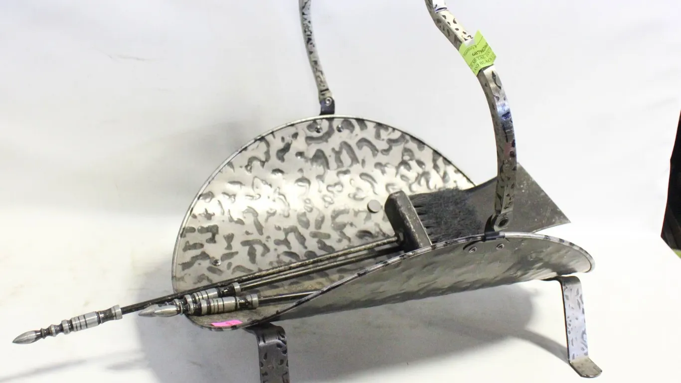 VINTAGE METAL LOG HOLDER SILVER AND BLACK LEOPARD