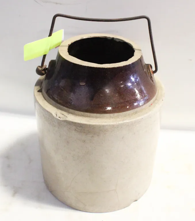 ANTIQUE 2 TONE CROCK NO TOP SMALL CRACKS