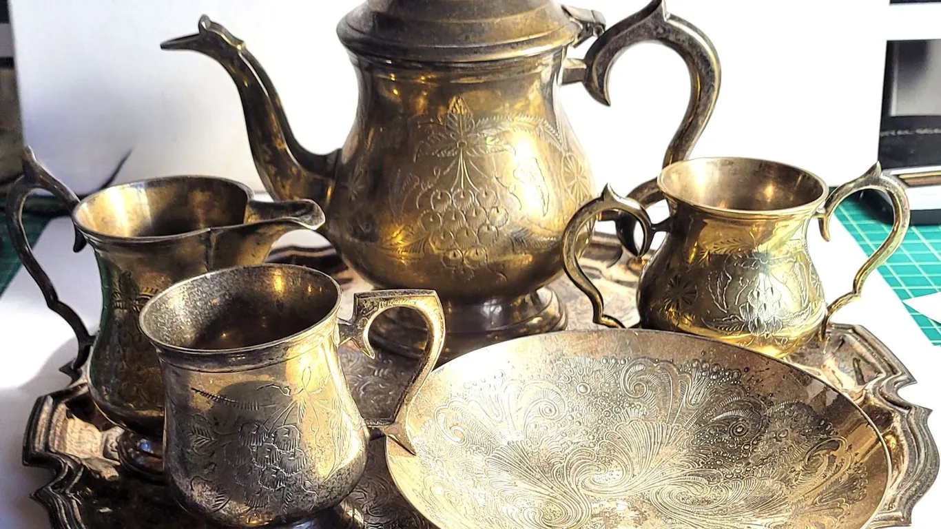 22) SET OF VINTAGE SILVER PLATED