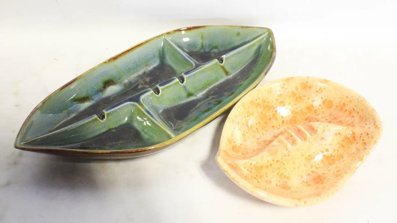 TWO VINTAGE ASHTRAYS