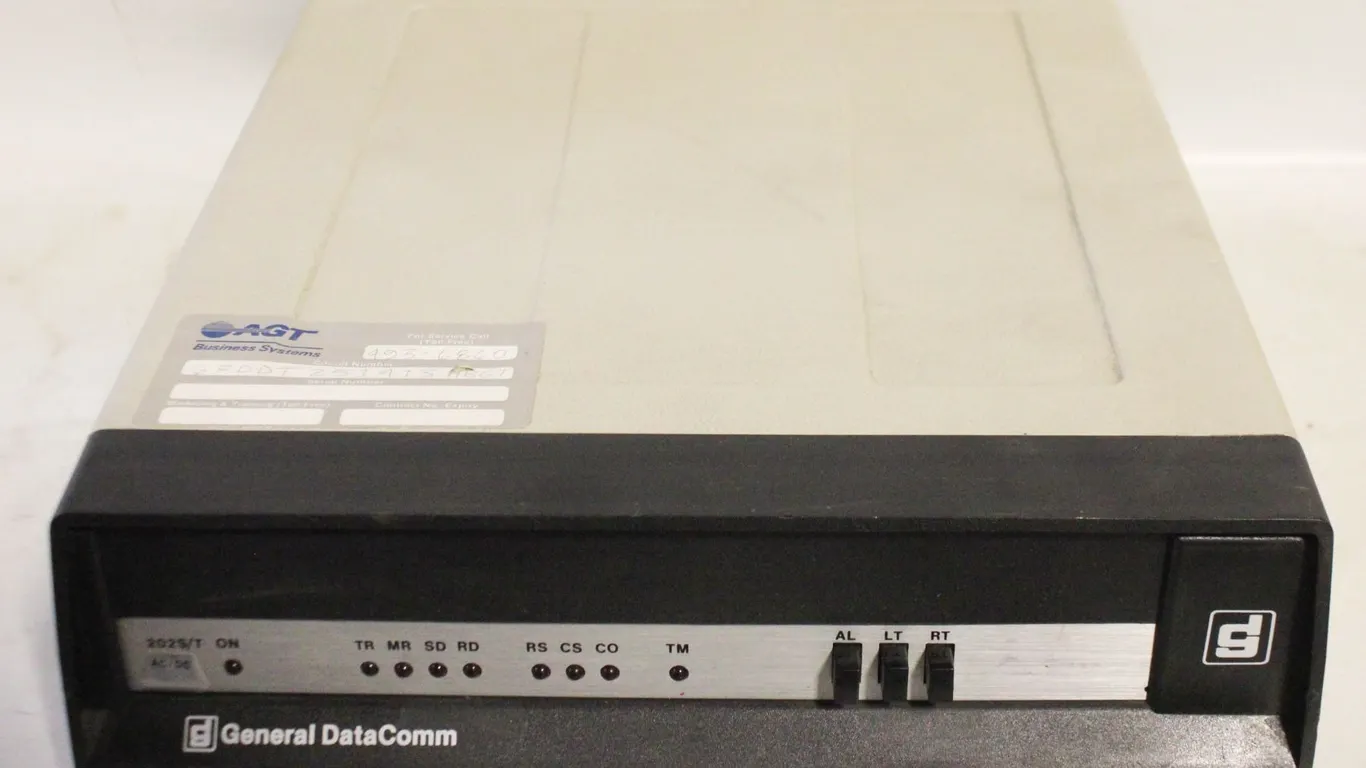 GENERAL DATA COMM MODEL DE-1