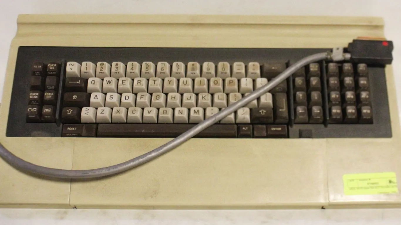 MDS MOD 00667881KEYBOARD 8078
