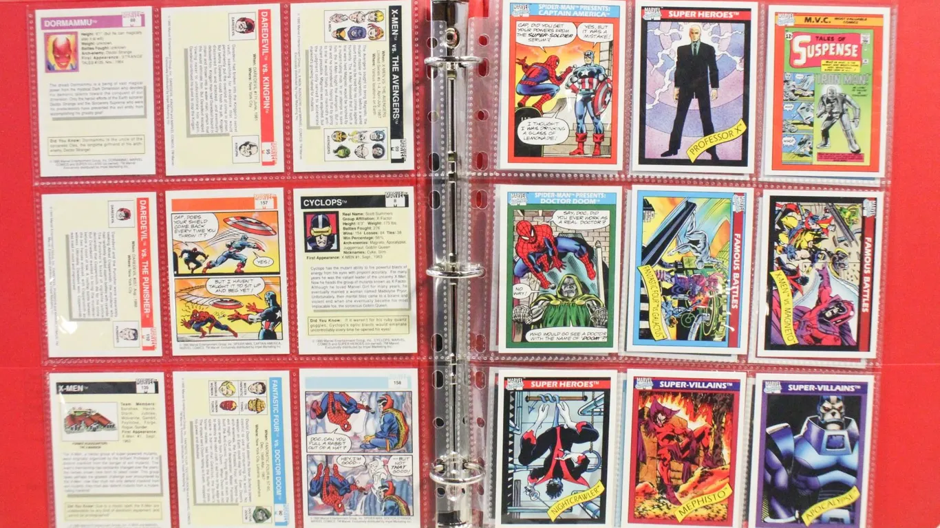 BINDER OF 1990 MARVEL CARDS