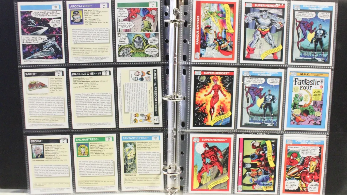 BINDER OF 1990 MARVEL CARDS
