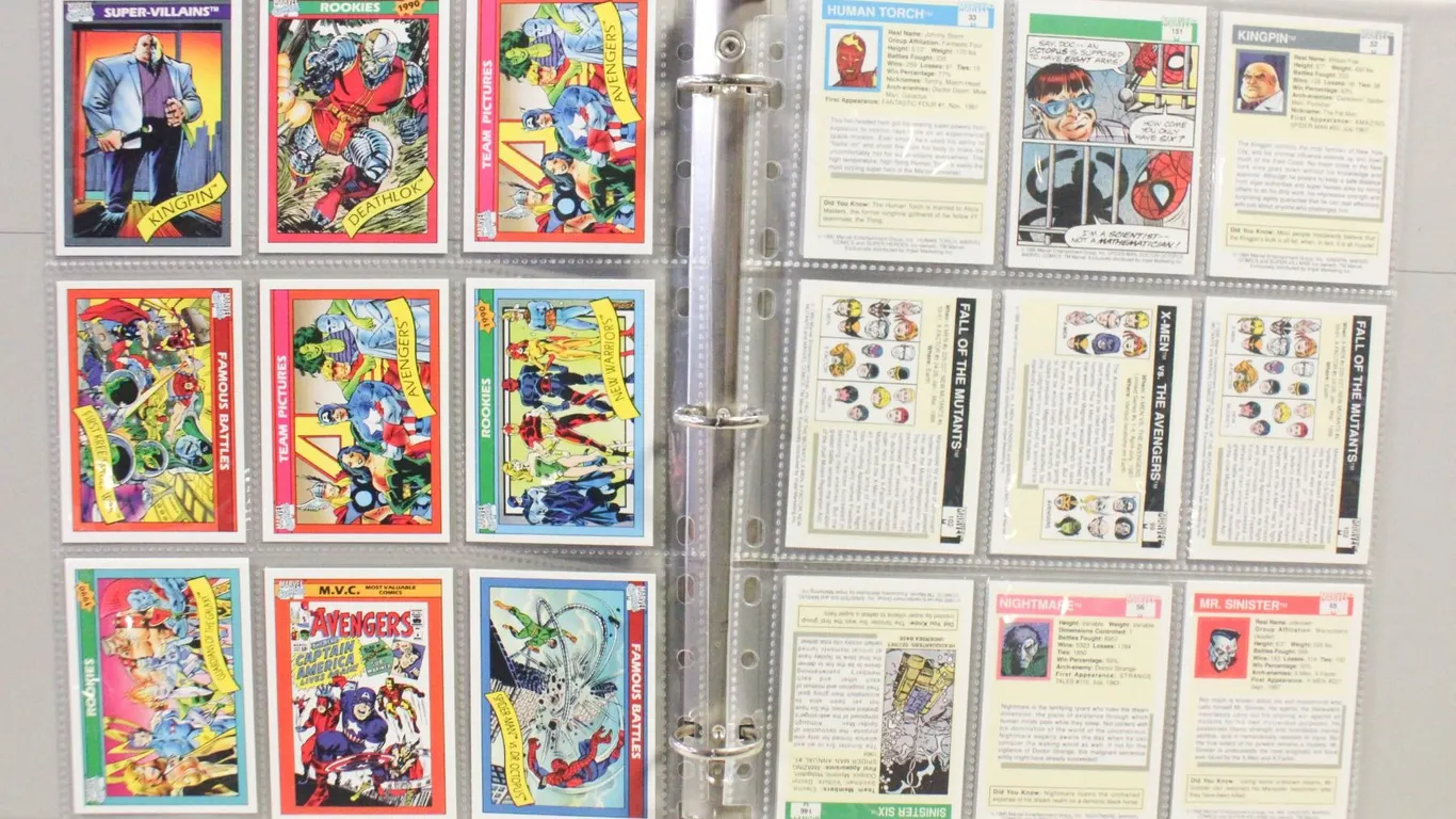 BINDER OF 1990 MARVEL CARDS