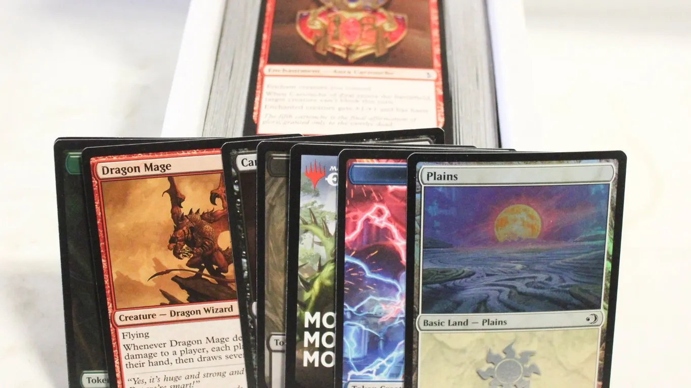 200 COUNT STORAGE BOX MAGIC THE