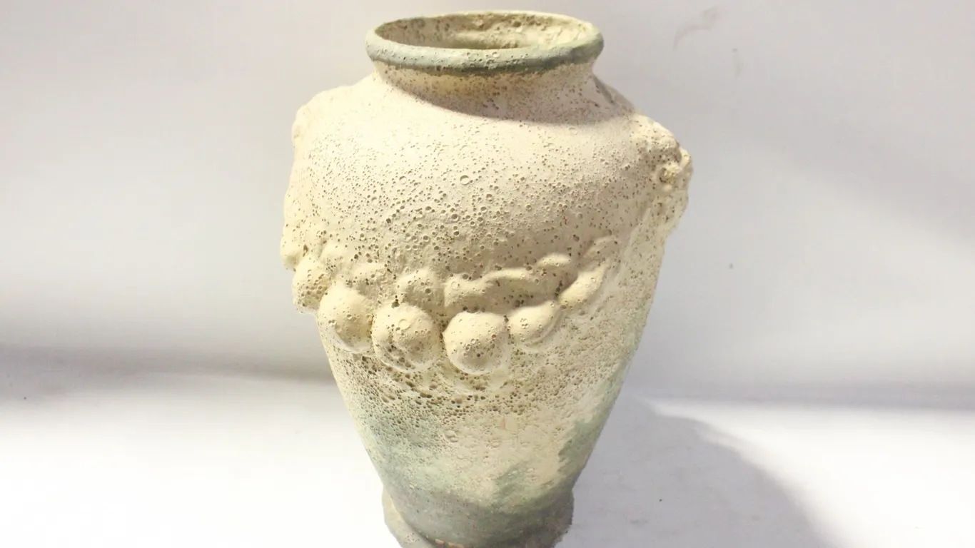 LARGE POTTERY VASE, 1' TALL 9" DIAM