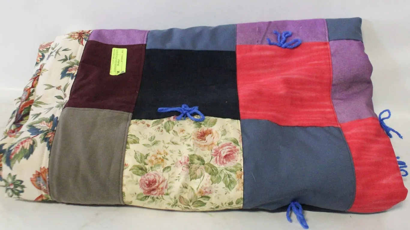 ESTATE FULL SIZE HANDMADE PATCHWORK QUILT