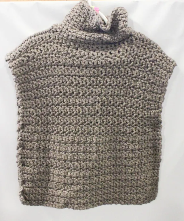 ESTATE HANDMADE KNITTED/CROCHETED