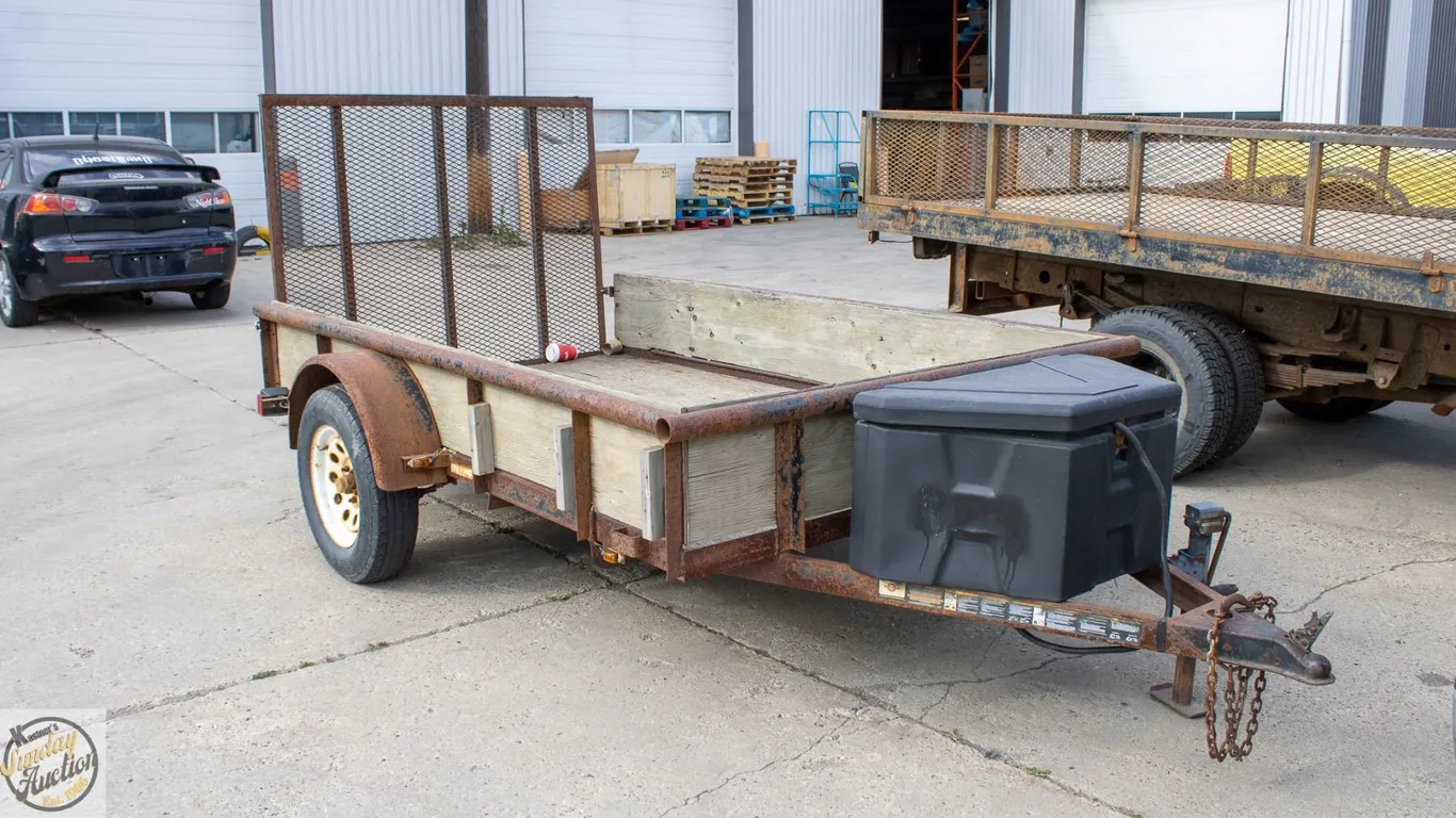 BAILIFF SEIZED: 2014 CARRY ON 5.5' X 9' UTILITY TR