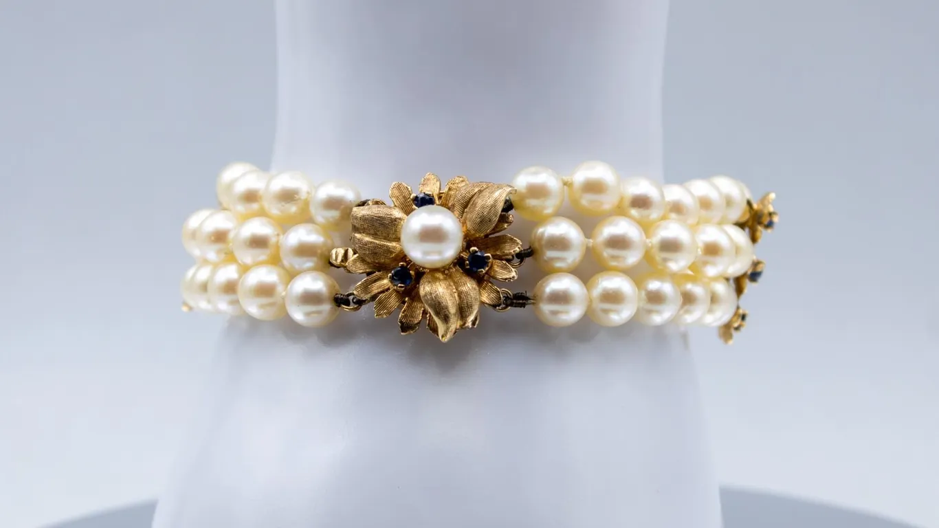 14K GOLD 3 ROW AKOYA PEARL & SAPPHIRE BRACELET