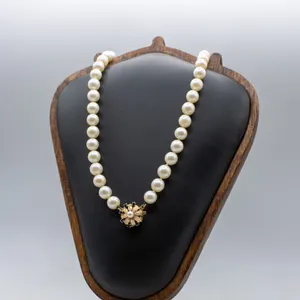 14K GOLD 1 STRAND AKOYA PEARL & SAPHIRE FLOWER