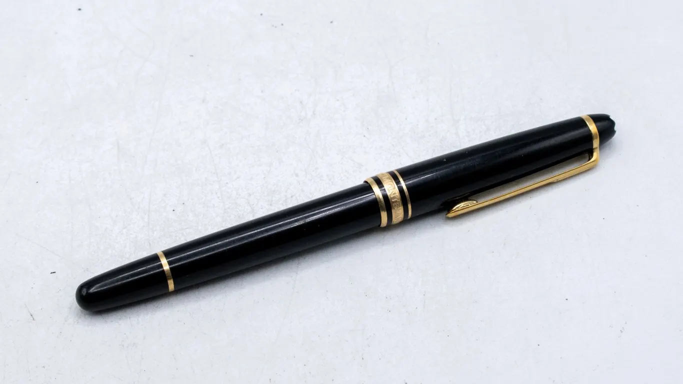MONTBLANC MEISTERSTRUCK FOUNTAIN PEN