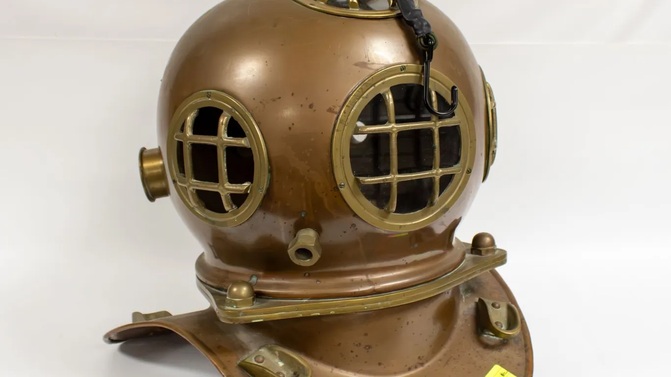 ESTATE VERY OLD NAUTICAL SCUBA DIVING 14LB