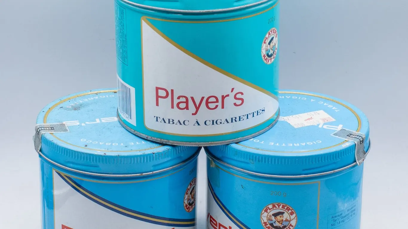3 VINTAGE PLAYERS TOBACCO TINS