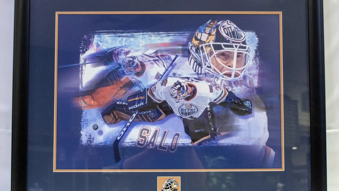 2001 TOMMY SALO OILERS ART BY GERRY