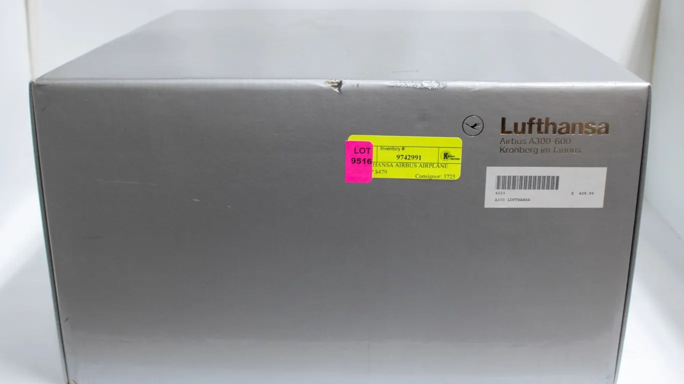 LUFTHANSA AIRBUS AIRPLANE MSRP $479