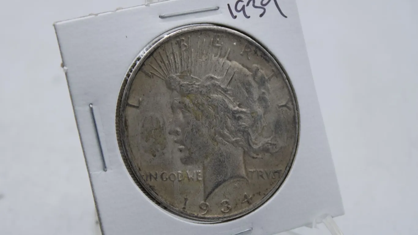 1934 US SILVER PEACE DOLLAR COIN