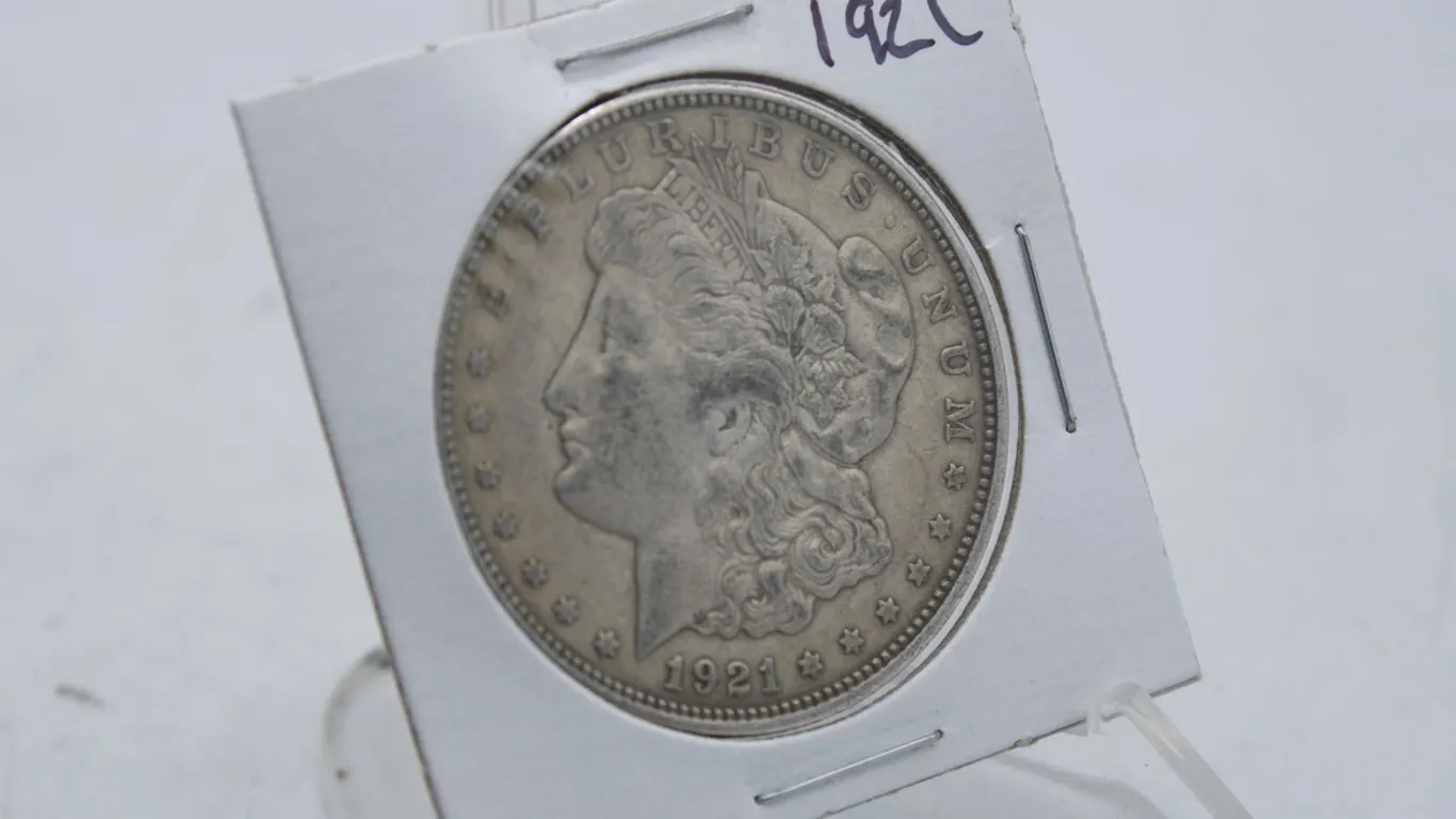 1921 US SILVER MORGAN DOLLAR COIN