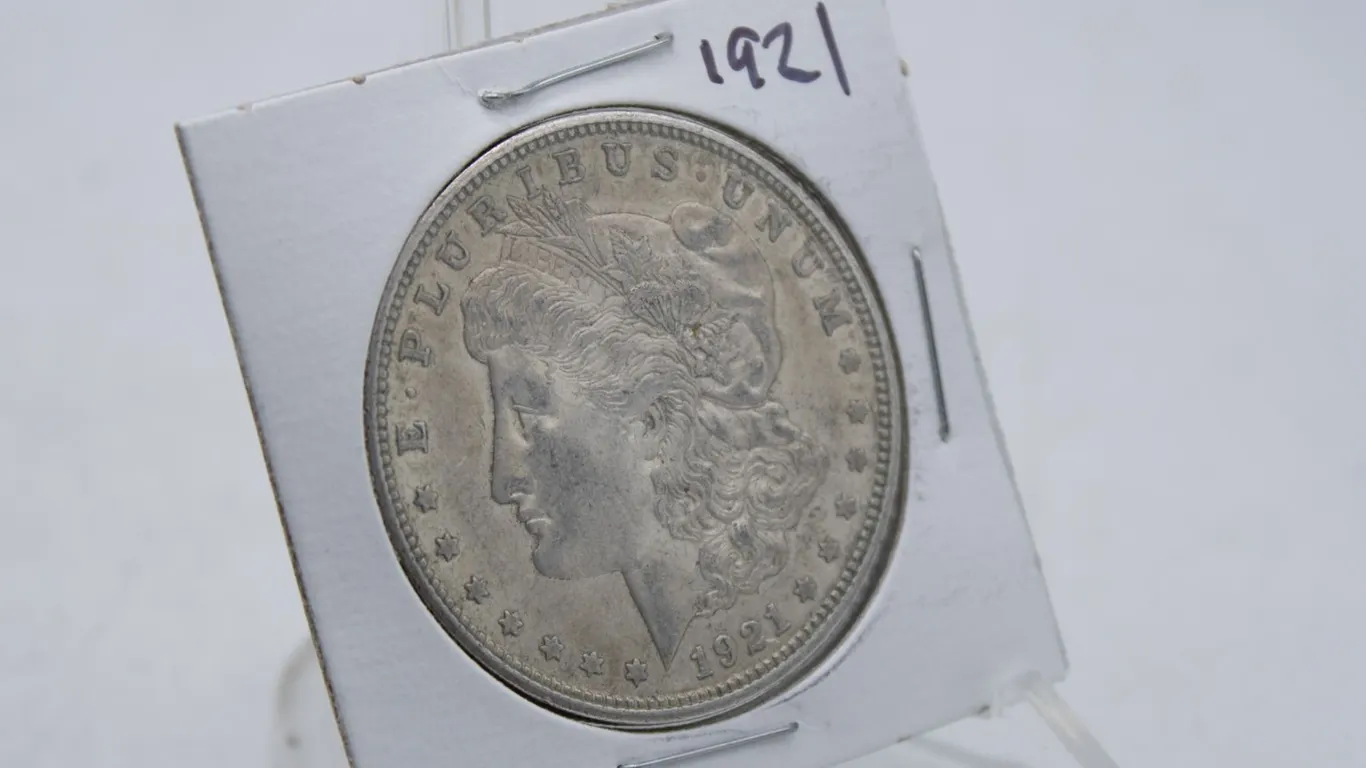 1921 US SILVER MORGAN DOLLAR COIN