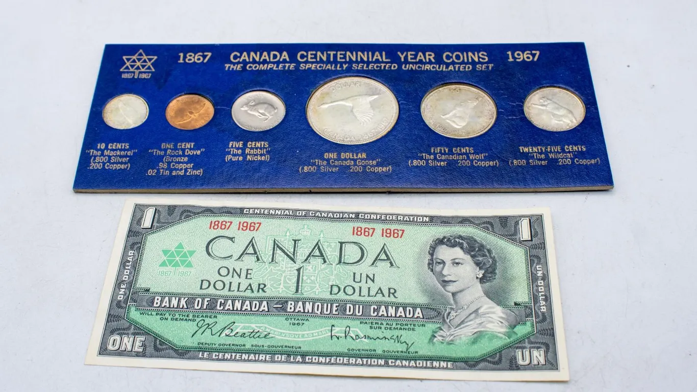1967 SILVER CANADA COIN SET W/DOLLAR BILL