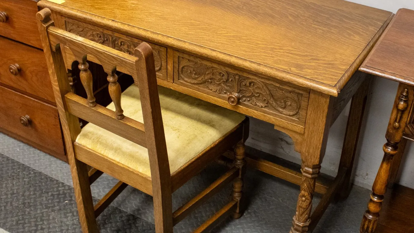 ANTIQUE RIDPATH TORONTO JACOBEAN REVIVAL OAK DESK
