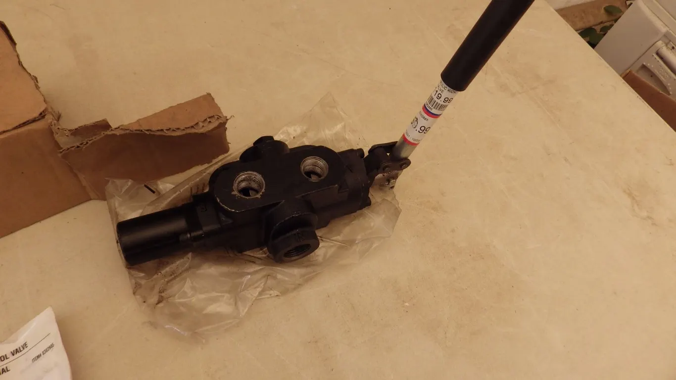 hydraulic kickoff control valve