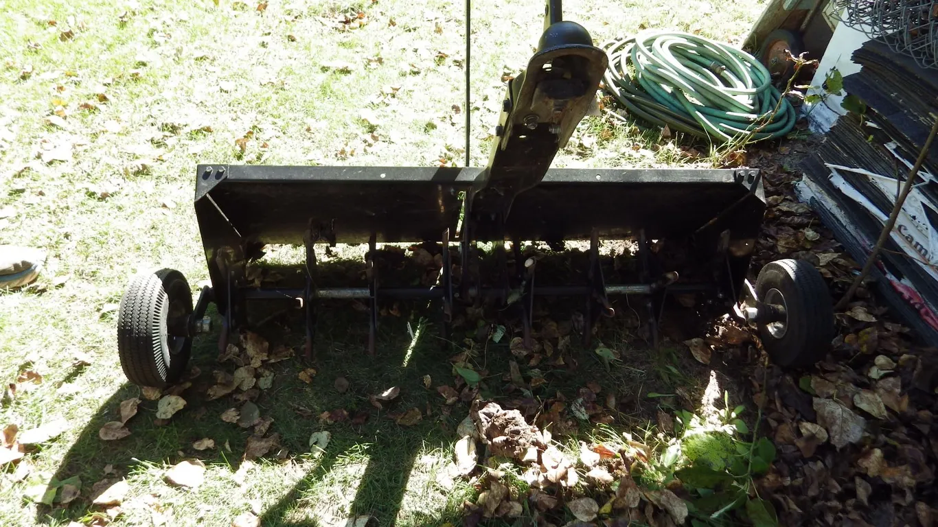 towable lawn aerator