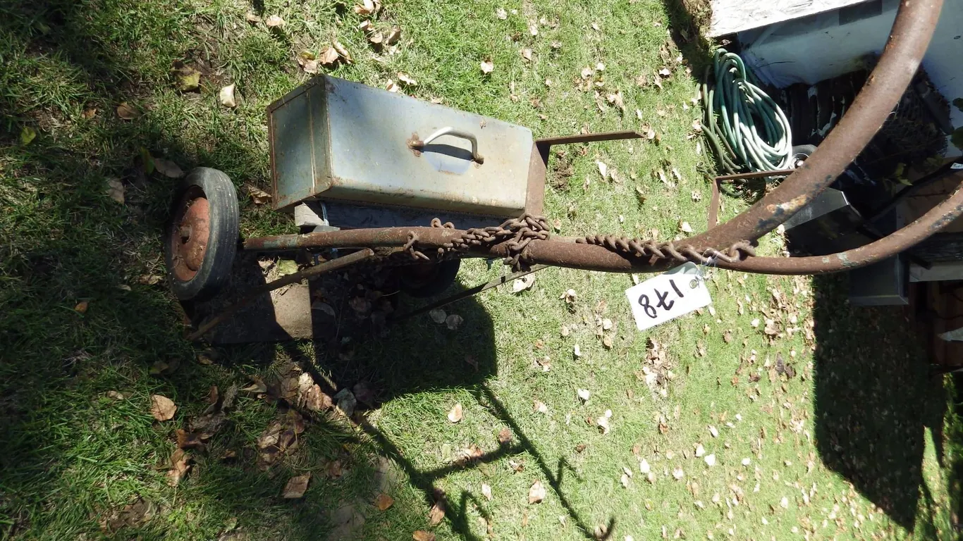 two wheel cart for acetelyne torch bottles