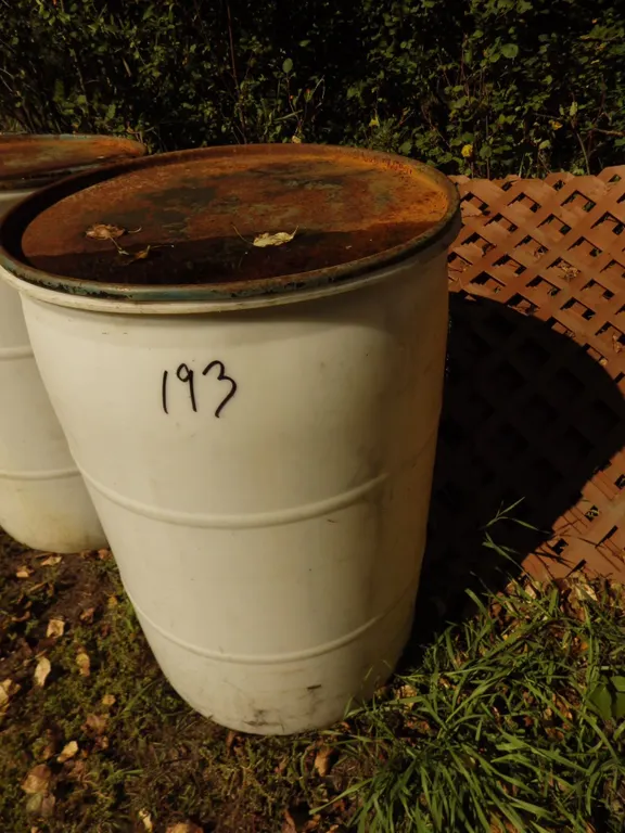 45 gallon plastic drum
