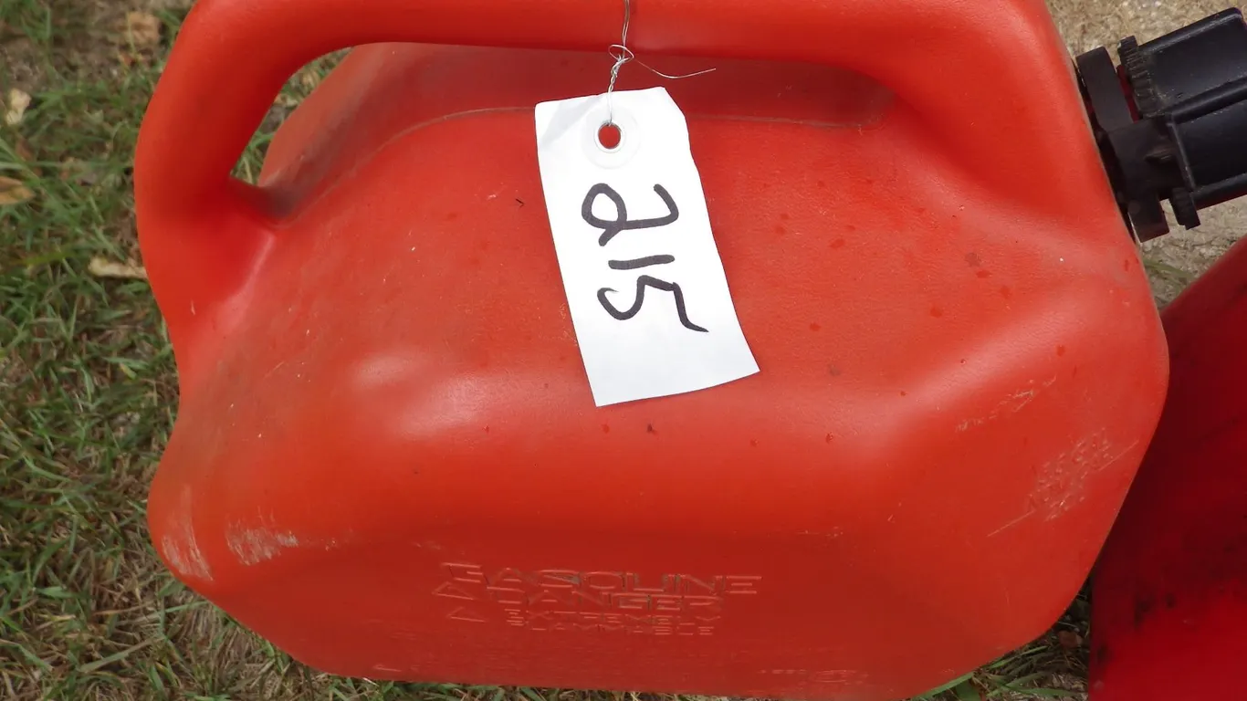 5 gallon gas can