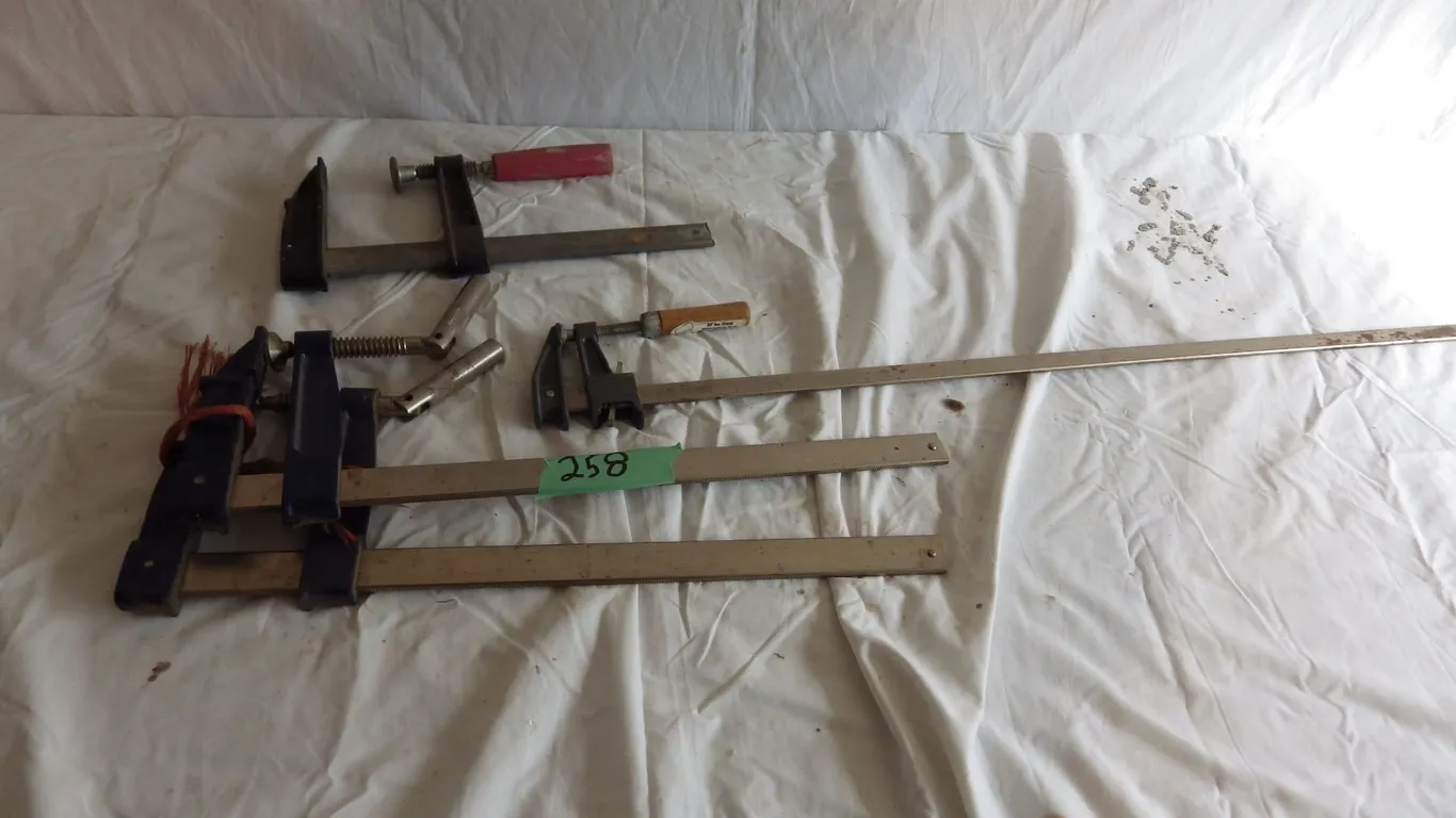 Bar clamps