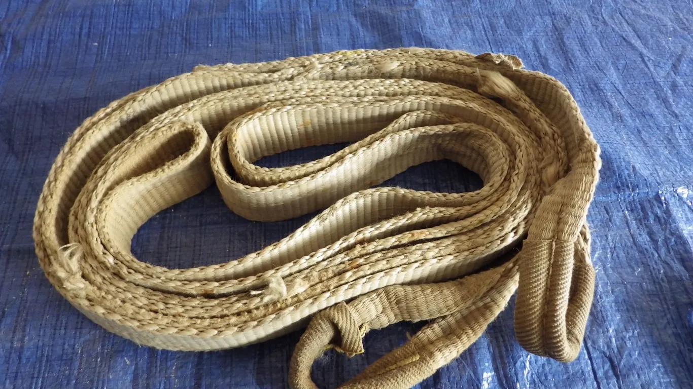 tow strap approximately 20'