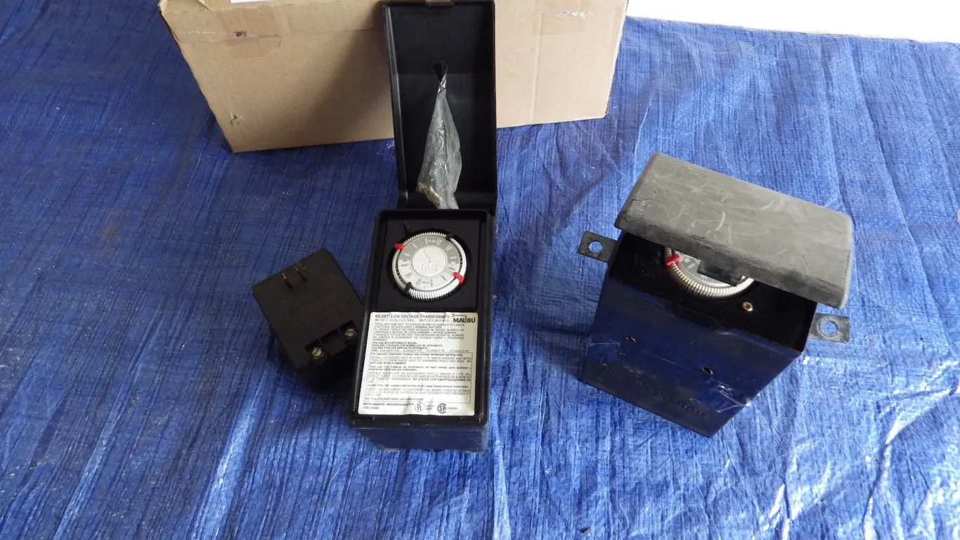 low voltage transformers for outdoor lighting