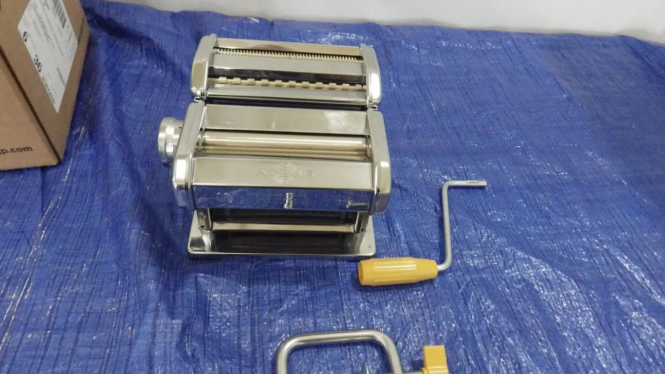 atlas pasta maker