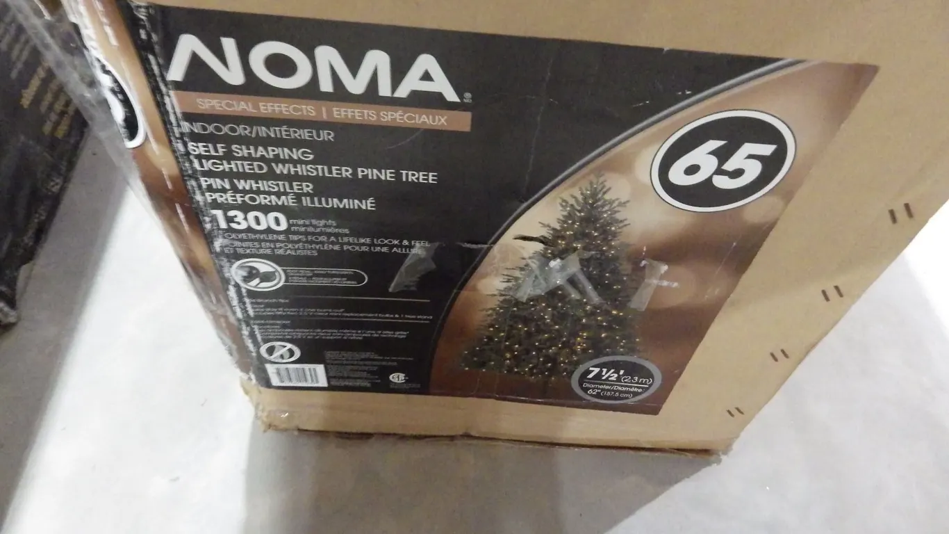noma indoor Christmas tree