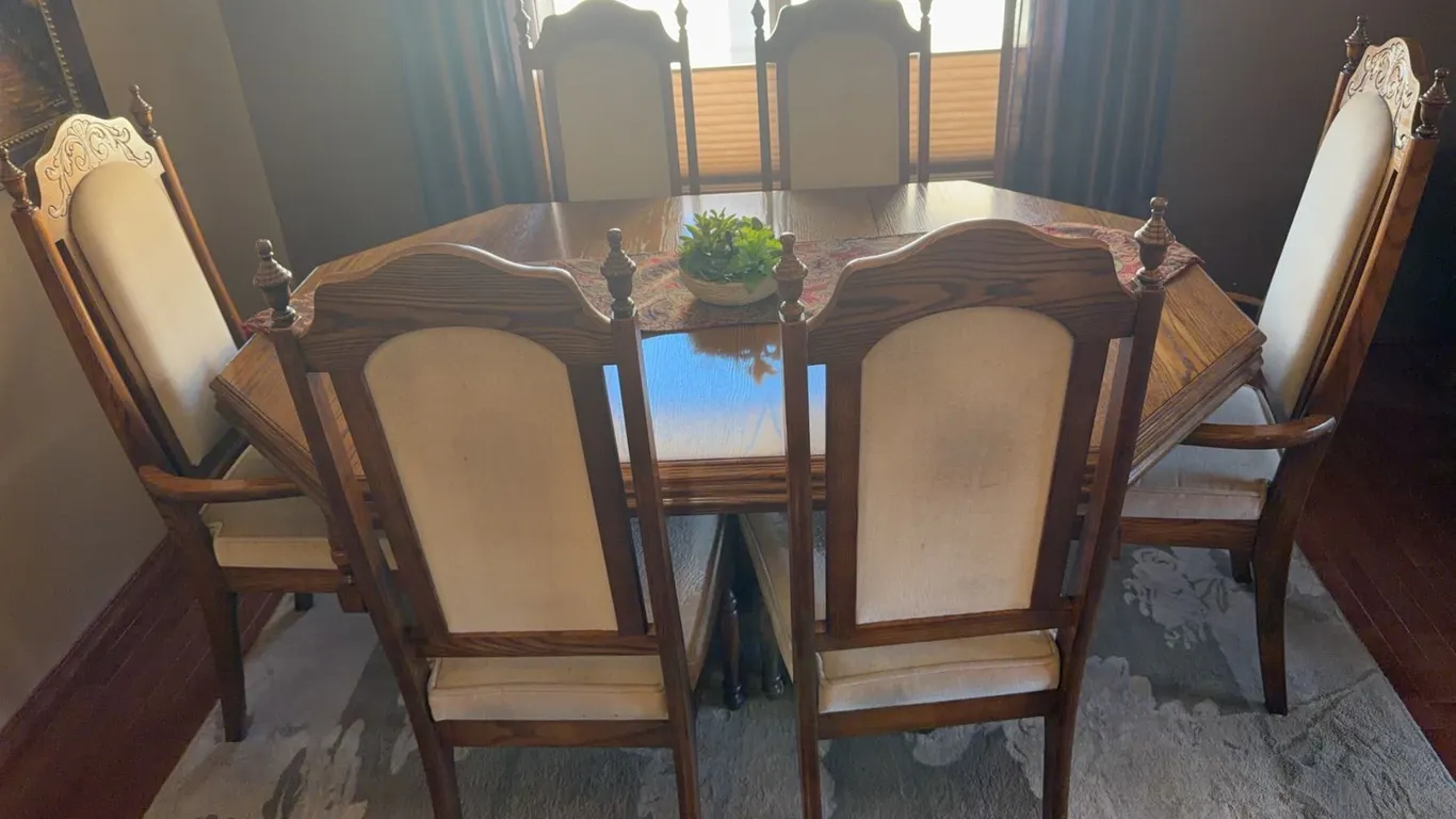 Wood Dining Table With Adjustable Size 67" x 43" and Six Upholstered Chairs