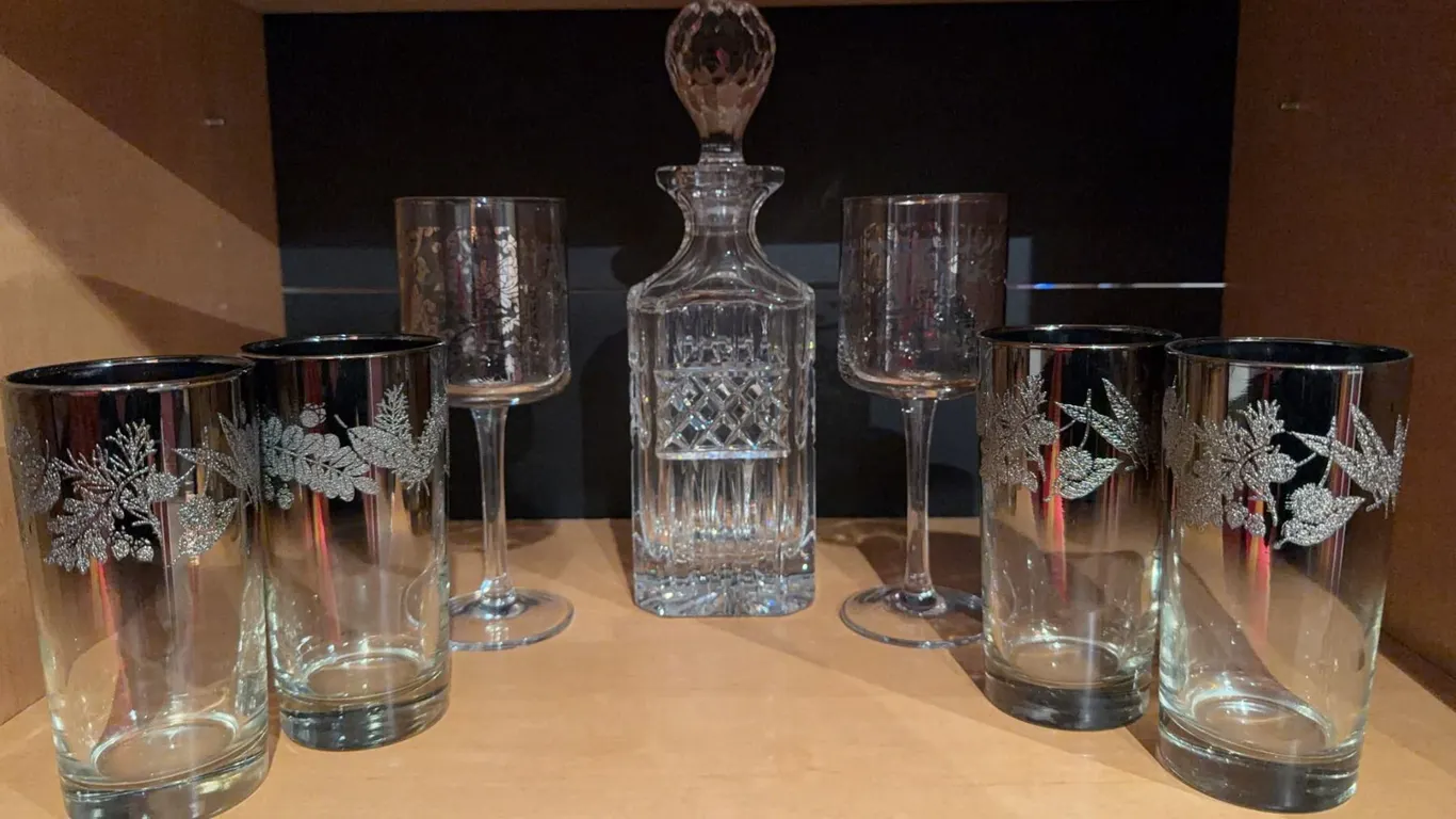 Crystal Decanter With Stopper, 2 Crystal Wine Glasses, 4 Silver Rimmed Highball Glasses