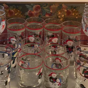 Snowman-Themed Holiday Glassware Set, 18 Pieces