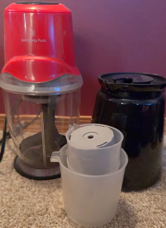 Wolfgang Puck Food Processor with Extra Containers and Attachments