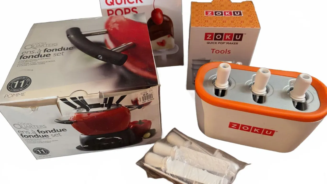 Zoku Quick Pop Maker With Tools, Instructions, and Chocolate Fondue Set